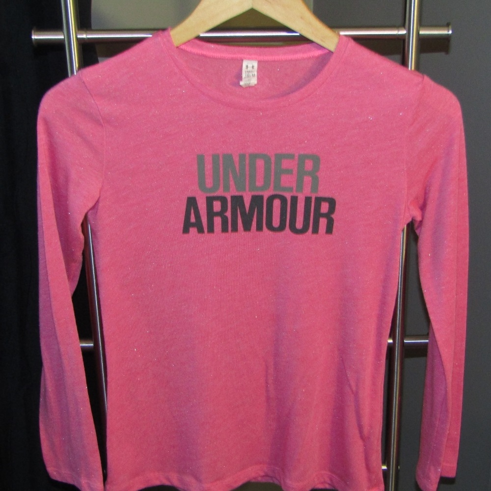 UnderArmour long sleeved shirt